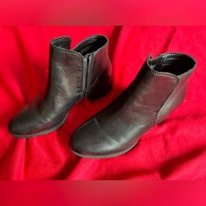 Naturalizer DEENA black ankle boot